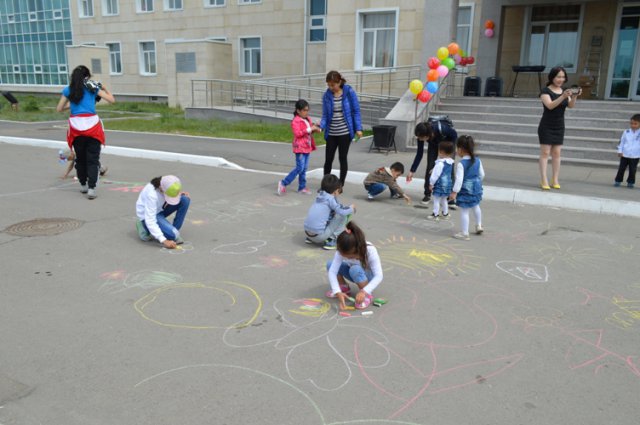 1 маусым – Дүниежүзілік балаларды қорғау күні